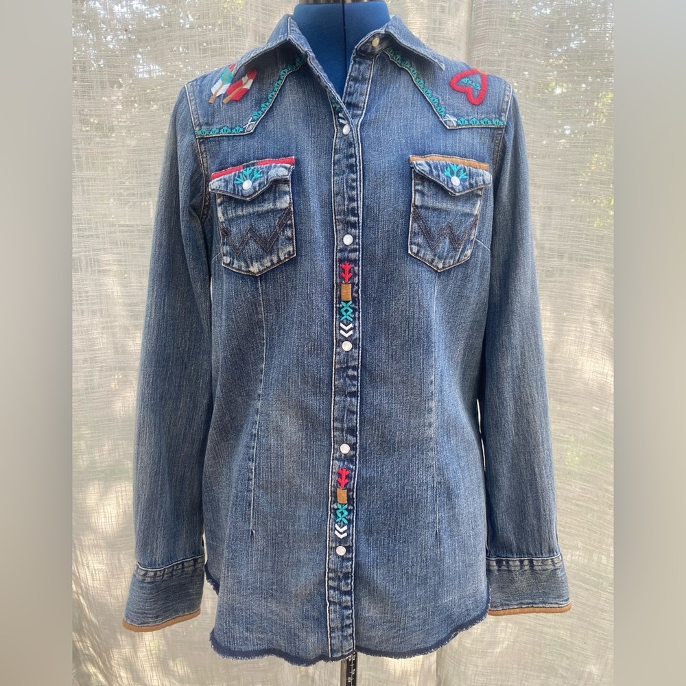 Wrangler retro denim embroidered pearl snap shirt hearts feathers over shirt